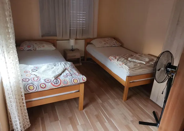 Casa de hóspedes Dijana 3*