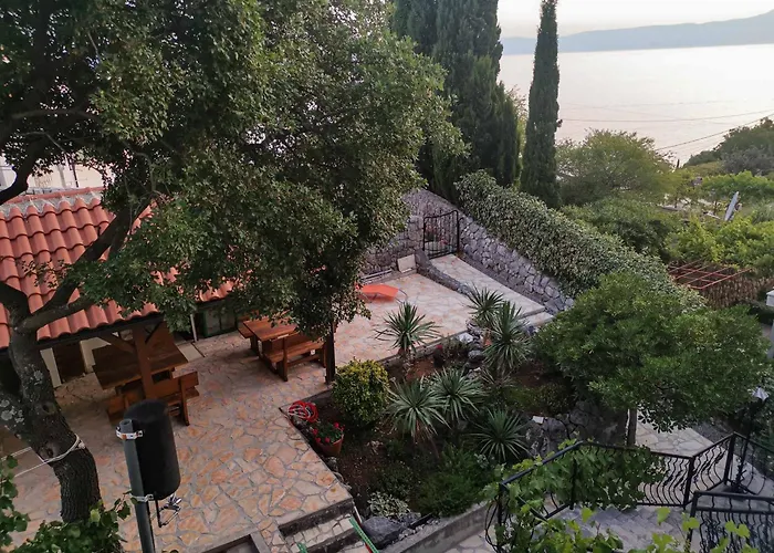 Dijana Casa de hóspedes Kraljevica
