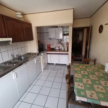 Guest house Dijana *